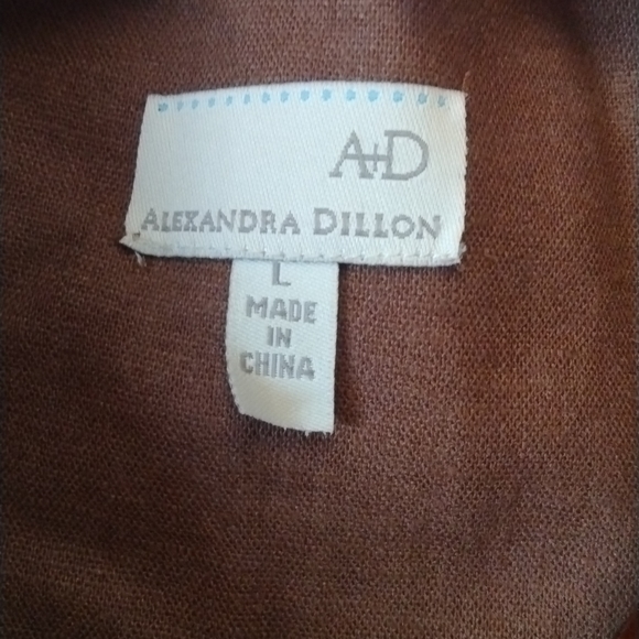 NWOT Alexandra Dillon Blouson Top. Size L - Picture 4 of 8